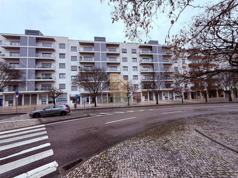 Apartamento T3 Venda em Santarém (Marvila), Santa Iria da Ribeira de Santarém, Santarém (São Salvador) e Santarém (São Nicolau),Santarém