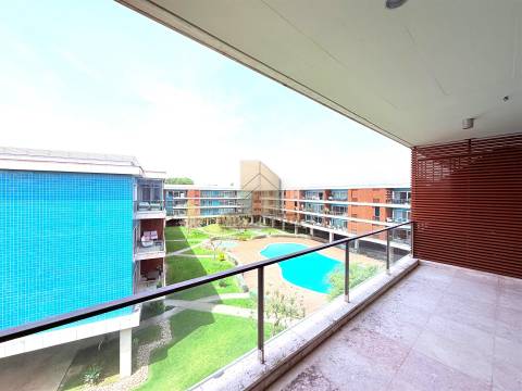 Apartamento T3 Arrendamento em Sacavém e Prior Velho,Loures