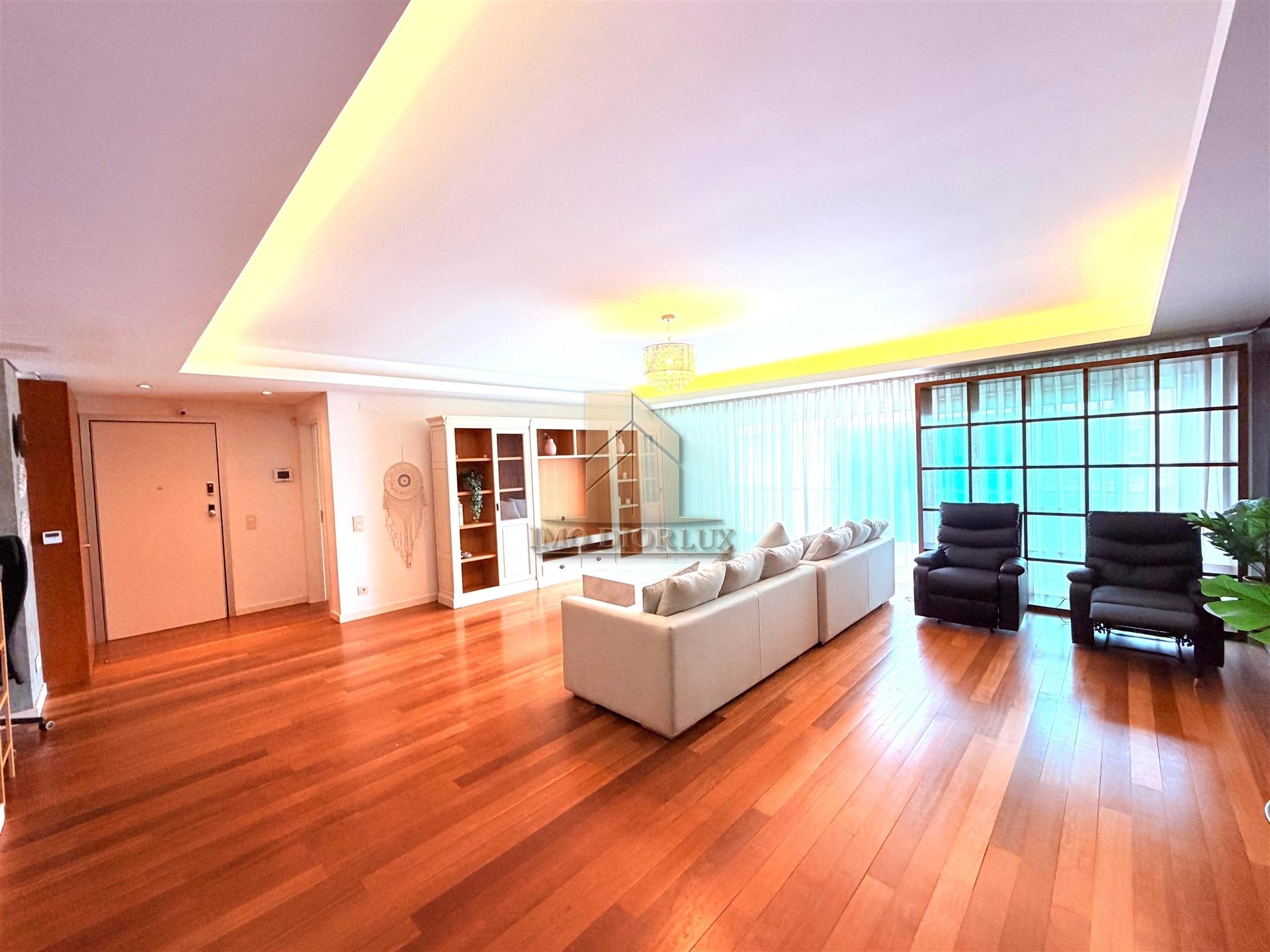 Apartamento T3 Arrendamento em Sacavém e Prior Velho,Loures