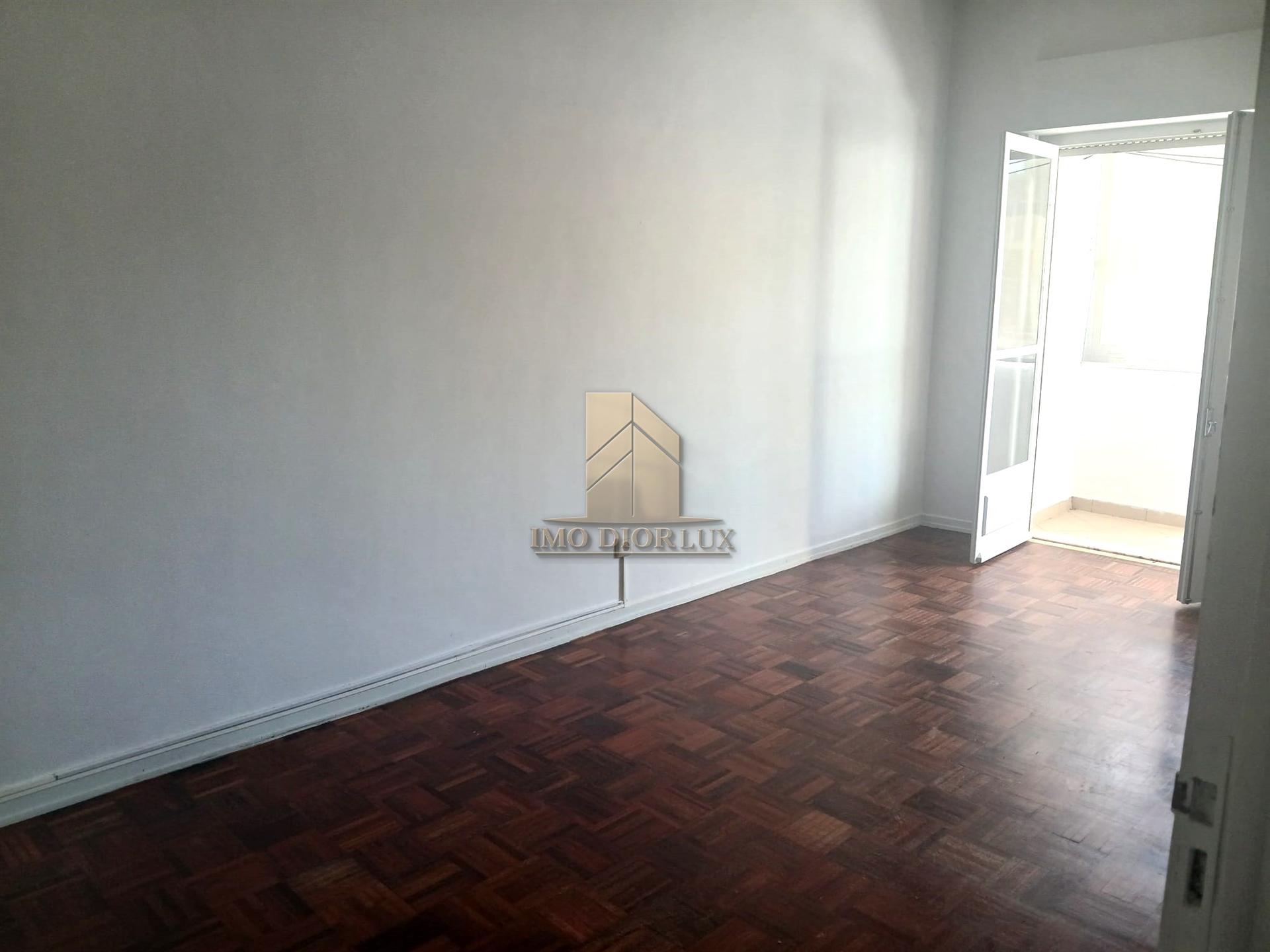 Apartamento T2 Arrendamento em Setúbal (São Julião, Nossa Senhora da Anunciada e Santa Maria da Graça),Setúbal
