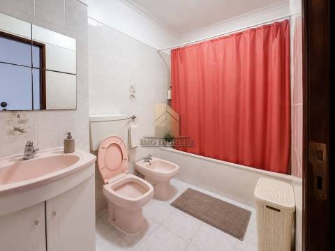 Apartamento T2 Venda em Rio de Mouro,Sintra