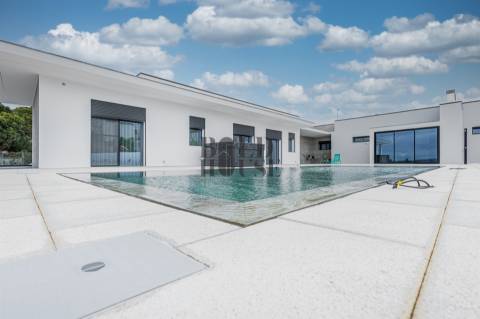 Moradia Isolada T4 Venda em Cartaxo e Vale da Pinta,Cartaxo