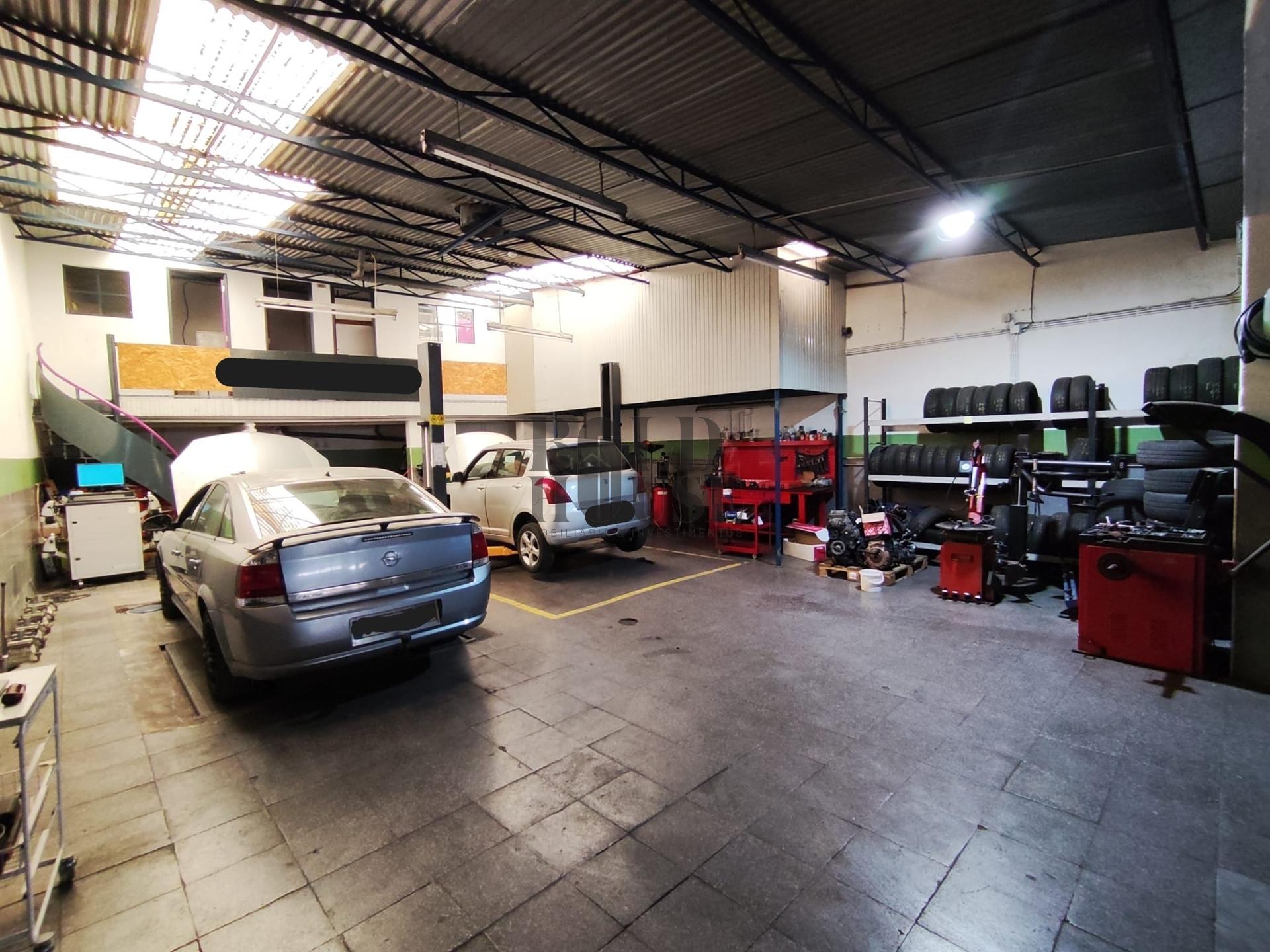 Armazém  Venda em Cartaxo e Vale da Pinta,Cartaxo