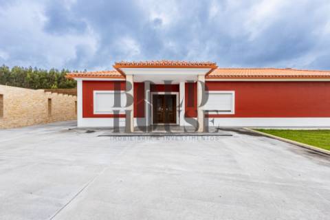 Moradia T4 Venda em Bombarral e Vale Covo,Bombarral