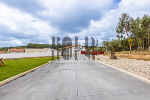 Moradia T4 Venda em Bombarral e Vale Covo,Bombarral