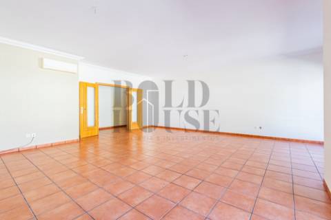 Apartamento T3 Venda em Cartaxo e Vale da Pinta,Cartaxo