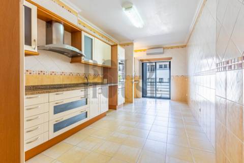 Apartamento T3 Venda em Cartaxo e Vale da Pinta,Cartaxo
