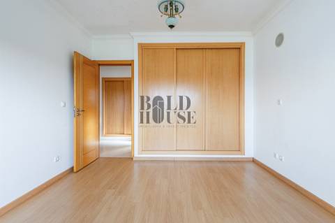 Apartamento T3 Venda em Cartaxo e Vale da Pinta,Cartaxo