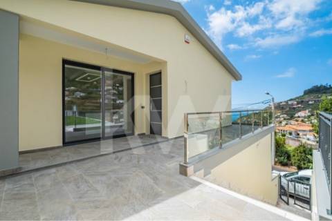 Moradia T3 - Remodelada | Térrea | Vista mar | Quinta Grande | Câmara de Lobos | Ilha da Madeira