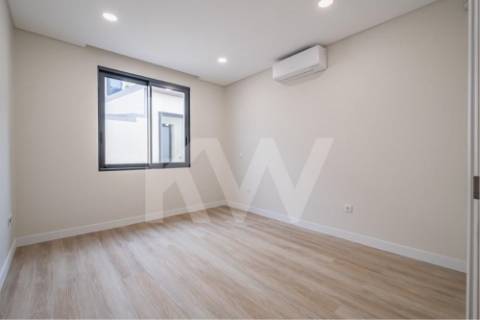 Moradia T3 - Remodelada | Térrea | Vista mar | Quinta Grande | Câmara de Lobos | Ilha da Madeira