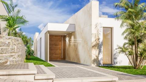 Luxuosa Moradia Unifamiliar T4 | Térrea | inserida no Condomínio "Ocean Residences" | Freguesia do A