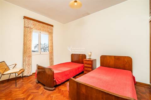 Moradia T4 | Estilo Tradicional Madeirense | Isolada | Achada | São Pedro | Funchal |