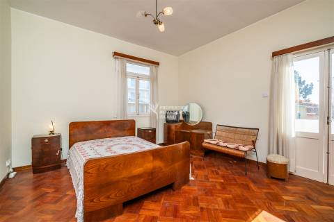 Moradia T4 | Estilo Tradicional Madeirense | Isolada | Achada | São Pedro | Funchal |