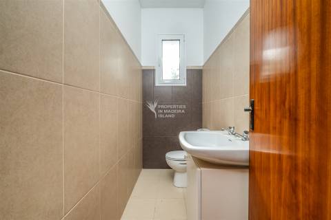 Moradia T4 | Estilo Tradicional Madeirense | Isolada | Achada | São Pedro | Funchal |