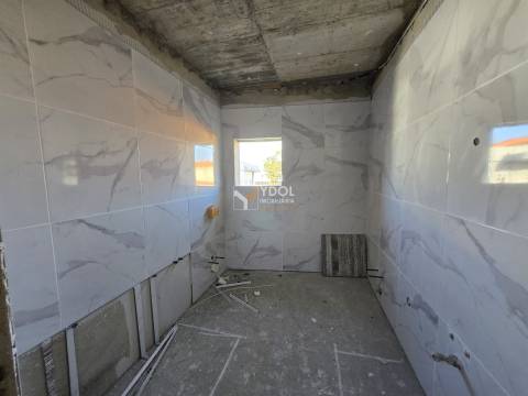 Moradia Geminada T3 Venda em Fernão Ferro,Seixal