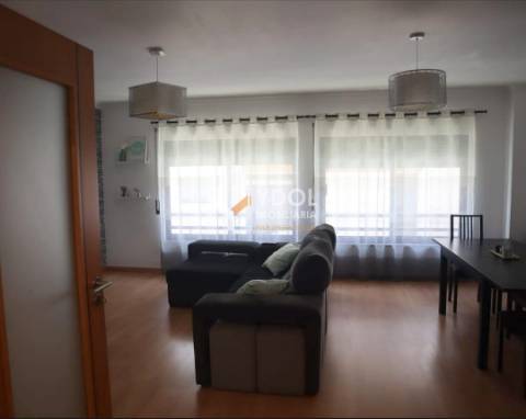 Excelente T3 no Alto do Seixalinho, com Garagem e Excelente espaço exterior