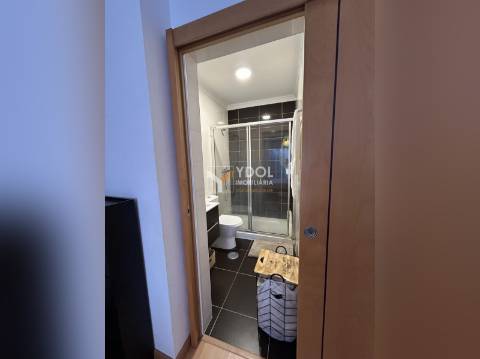 Excelente T3 no Alto do Seixalinho, com Garagem e Excelente espaço exterior