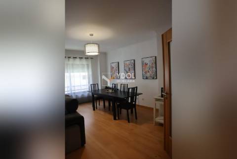 Excelente T3 no Alto do Seixalinho, com Garagem e Excelente espaço exterior