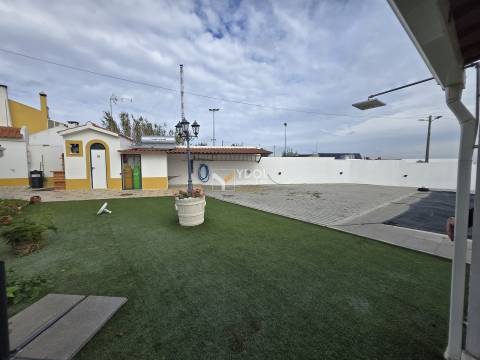 Moradia T4 Venda em Azinheira dos Barros e São Mamede do Sádão,Grândola