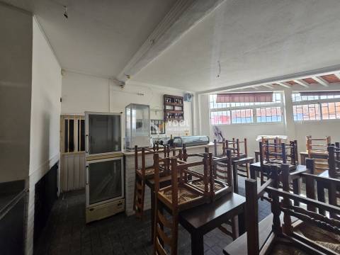 Loja  Venda em Quinta do Anjo,Palmela