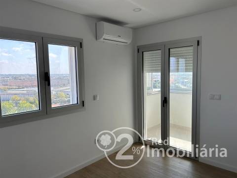 Apartamento T4 em Aradas