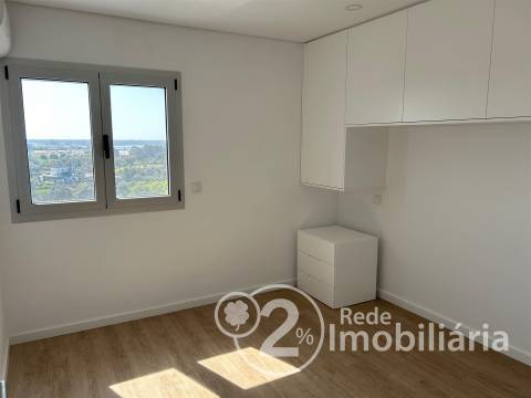 Apartamento T4 em Aradas
