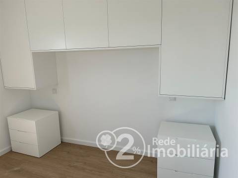 Apartamento T4 em Aradas