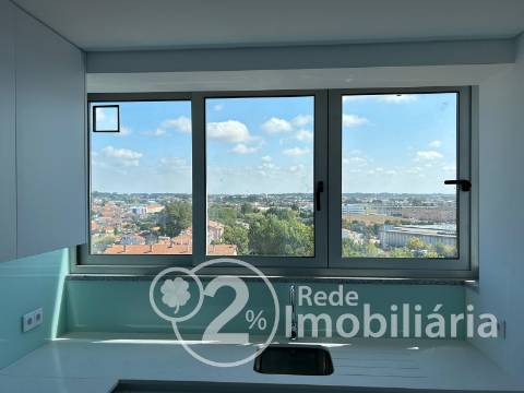 Apartamento T4 em Aradas