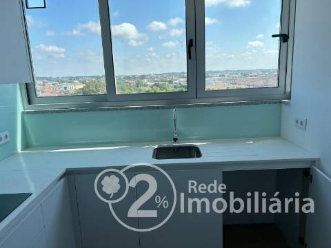 Apartamento T4 em Aradas