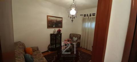 Moradia T3 Venda em Várzea de Abrunhais,Lamego