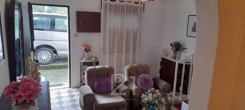 Moradia T3 Venda em Várzea de Abrunhais,Lamego