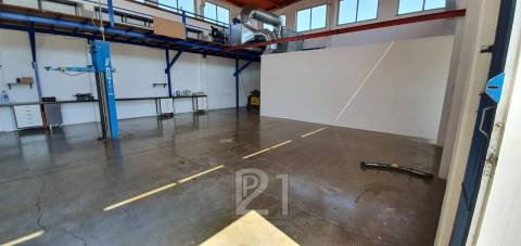 Armazém  Venda em Cacém e São Marcos,Sintra