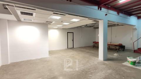 Armazém  Venda em Cacém e São Marcos,Sintra