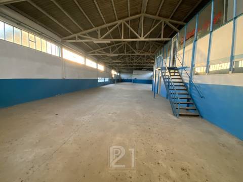 Lote Industrial  Arrendamento em Cacém e São Marcos,Sintra