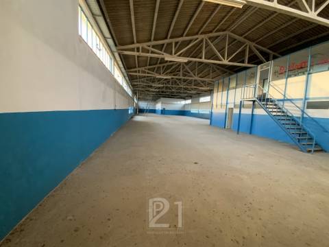 Lote Industrial  Arrendamento em Cacém e São Marcos,Sintra