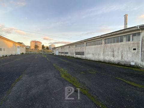 Lote Industrial  Arrendamento em Cacém e São Marcos,Sintra