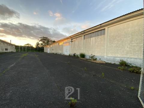 Lote Industrial  Arrendamento em Cacém e São Marcos,Sintra