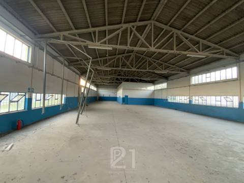 Lote Industrial  Arrendamento em Cacém e São Marcos,Sintra