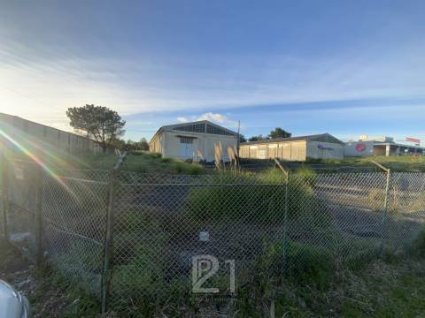 Lote Industrial  Arrendamento em Cacém e São Marcos,Sintra