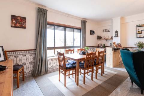 Apartamento T3+1 Venda em Algueirão-Mem Martins,Sintra