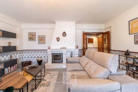 Apartamento T3+1 Venda em Algueirão-Mem Martins,Sintra