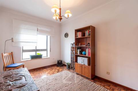 Apartamento T3+1 Venda em Algueirão-Mem Martins,Sintra