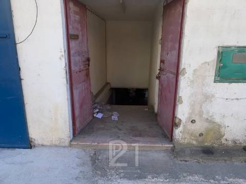 Armazém  Venda em Mina de Água,Amadora