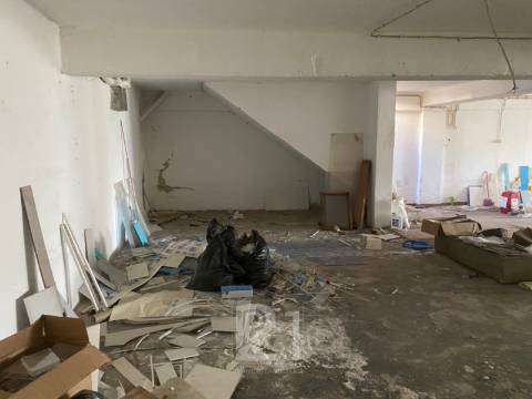 Armazém  Venda em Mina de Água,Amadora