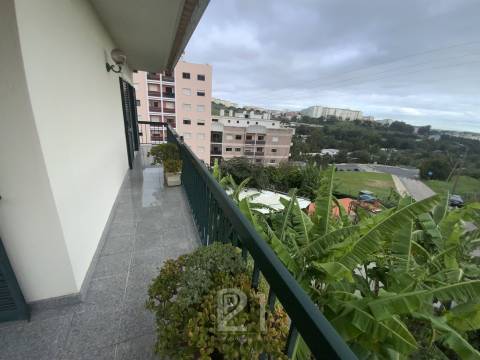 Moradia T5 Arrendamento em Cacém e São Marcos,Sintra