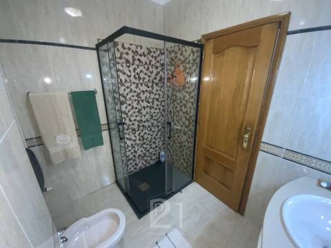 Moradia T5 Arrendamento em Cacém e São Marcos,Sintra