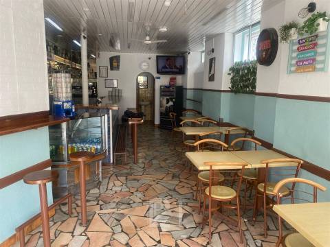 Loja  Trespasse em Queluz e Belas,Sintra