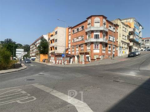 Loja  Trespasse em Queluz e Belas,Sintra