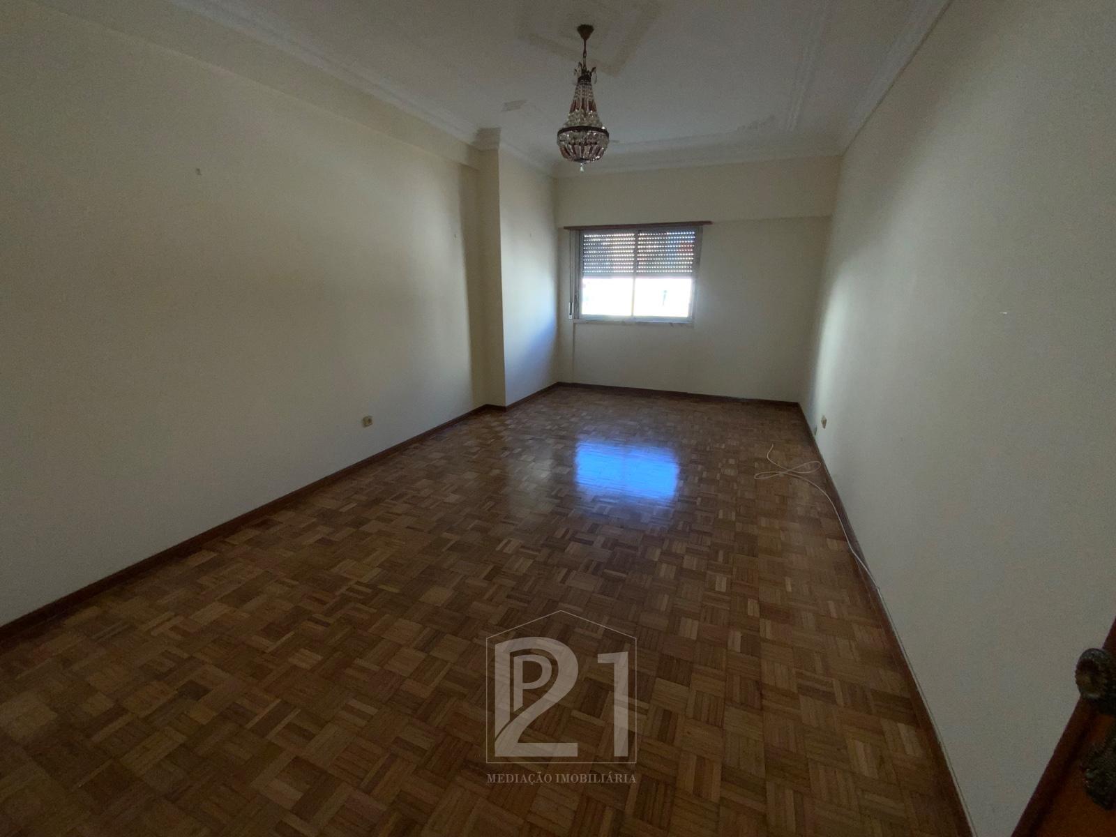 Apartamento T2 Venda em Cacém e São Marcos,Sintra