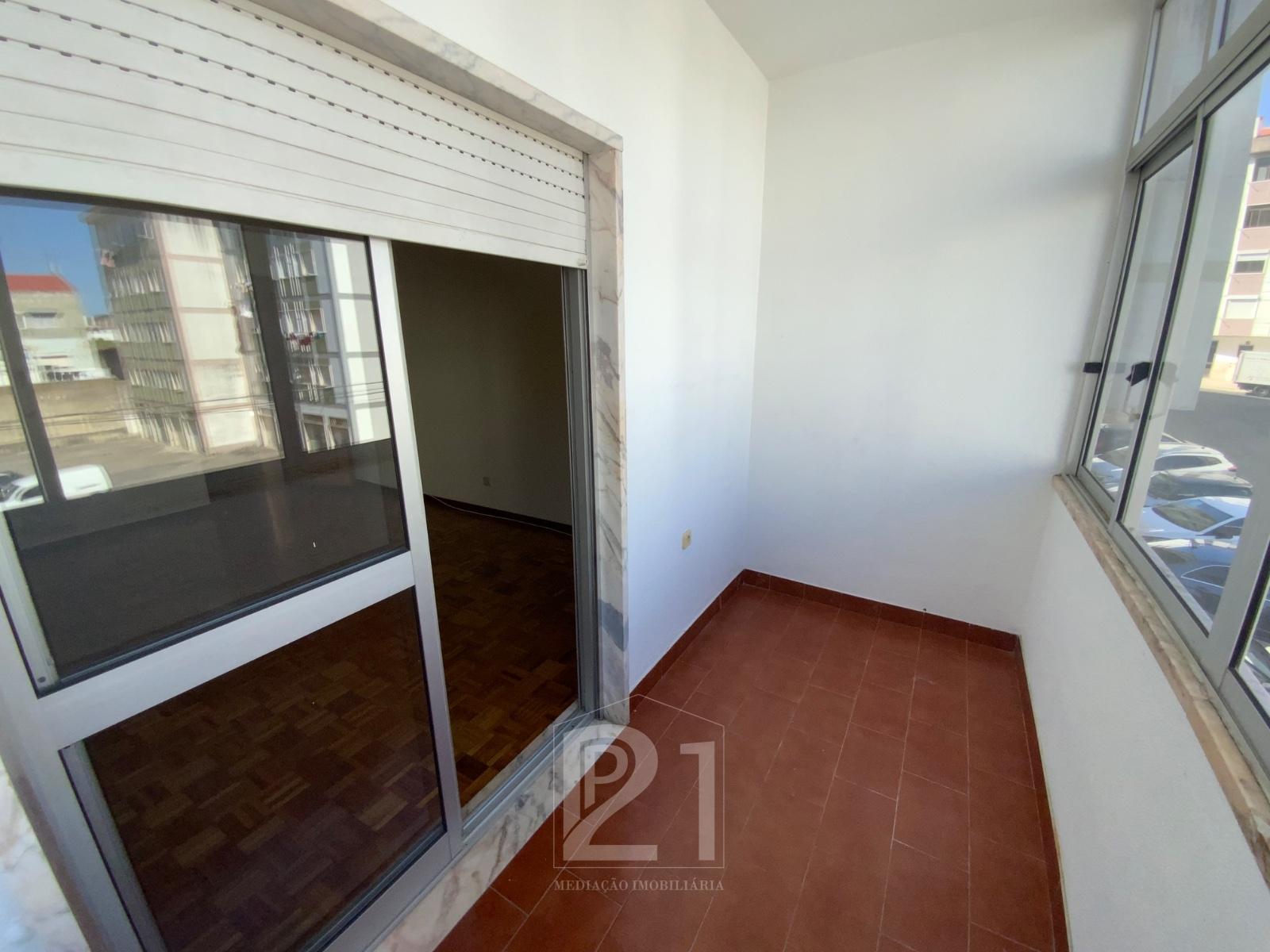 Apartamento T2 Venda em Cacém e São Marcos,Sintra